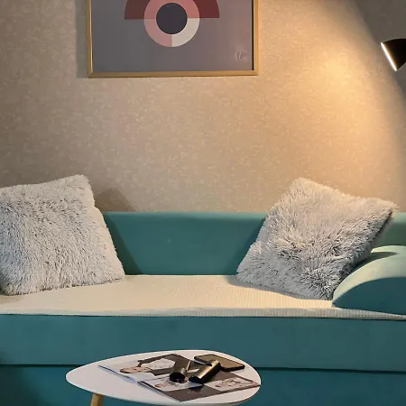 Apartament Hi-tech Aparts