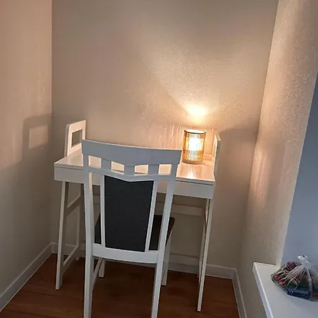 Hi-tech Aparts Apartment *